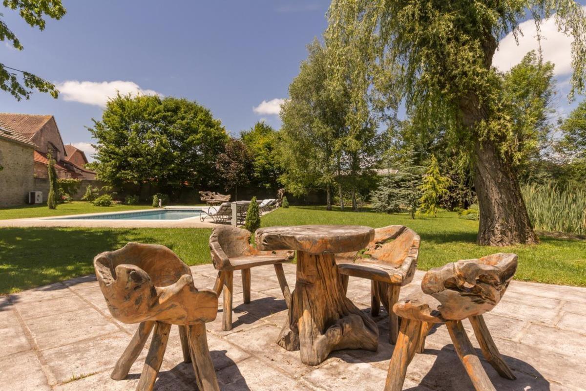 Отель Les Trois Faisans Bligny-sur-Ouche Экстерьер фото