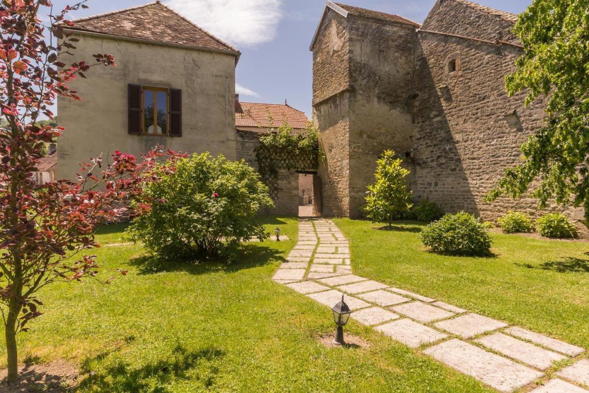 Отель Les Trois Faisans Bligny-sur-Ouche Экстерьер фото